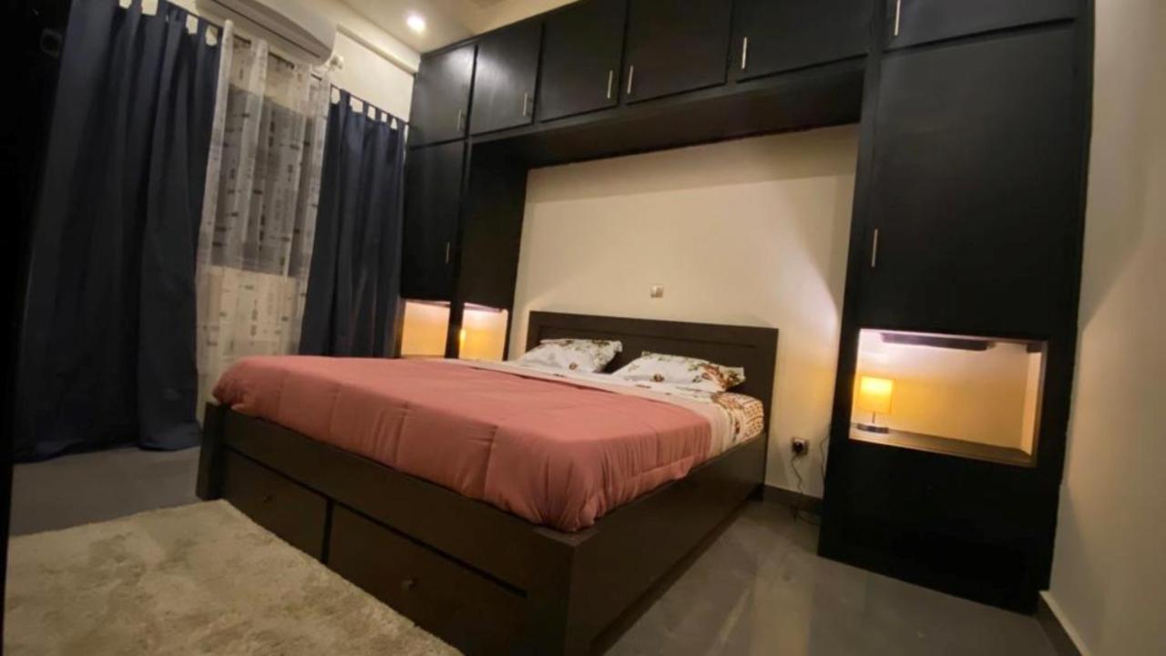 The One Apartment Yaoundé Екстериор снимка