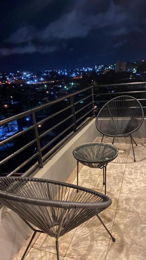 The One Apartment Yaoundé Екстериор снимка