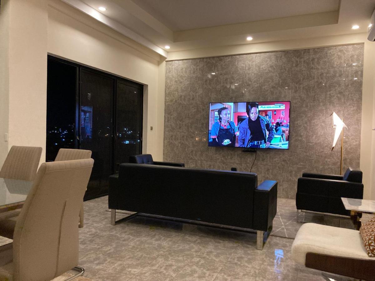 The One Apartment Yaoundé Екстериор снимка