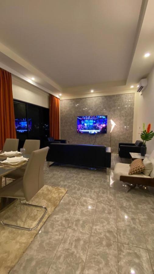 The One Apartment Yaoundé Екстериор снимка